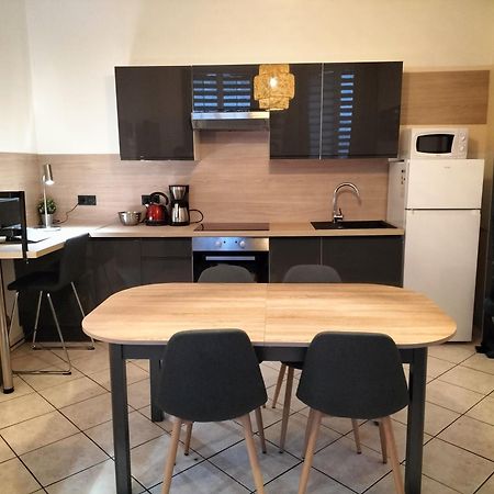 Appartement 4 personnes hyper centre en vieille ville au pied des remparts Boulogne-sur-Mer Extérieur photo